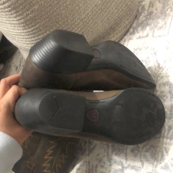 Ariat Boots - Picture 5 of 6